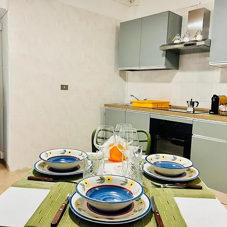 Domari All'arco * Turi